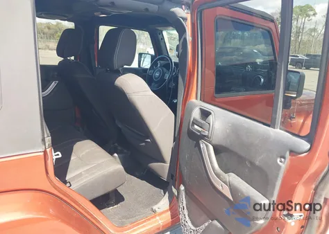 2014 Jeep Wrangler Unlimited Sahara z USA, uszkodzony, nr VIN 1C4BJWEGXEL168913